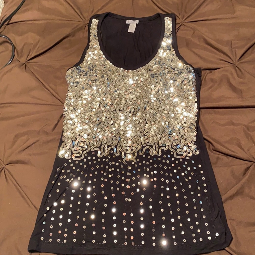 Beautiful black tank with silver sequins